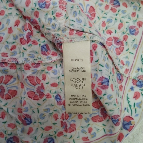 SOLD- NWT Max Studio Ladies Floral Skirt Large - Picture 5 of 13